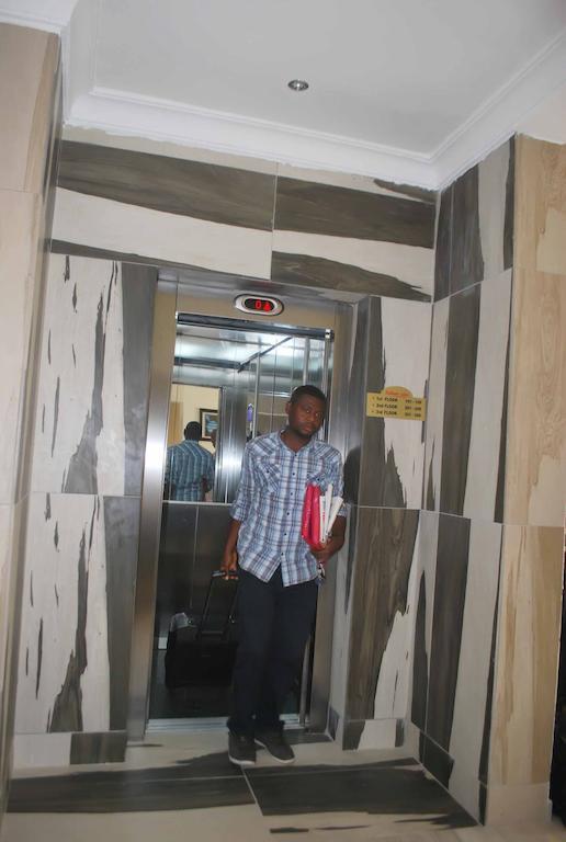 Lakeem Suites Ikoyi Lagos Luaran gambar