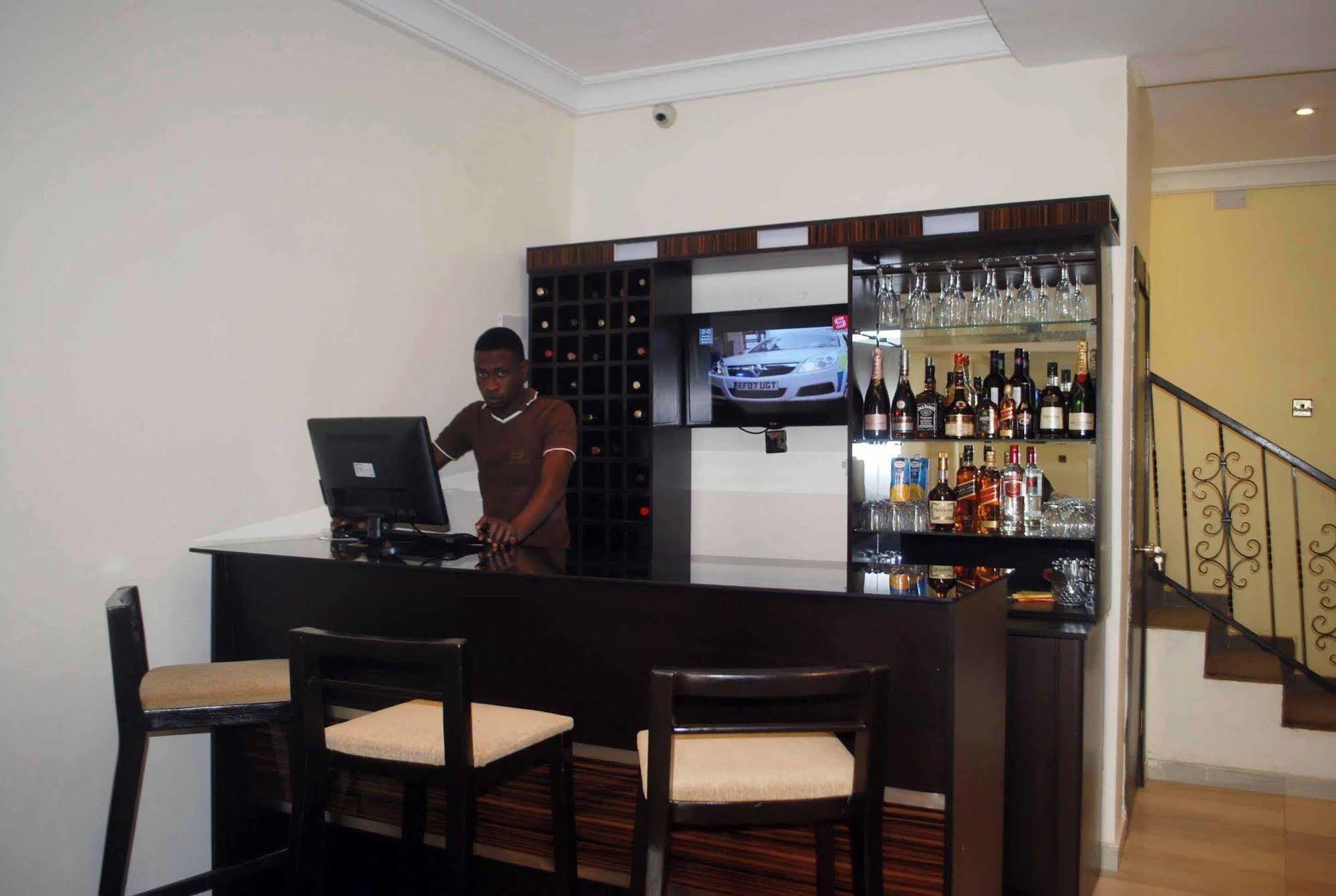 Lakeem Suites Ikoyi Lagos Luaran gambar